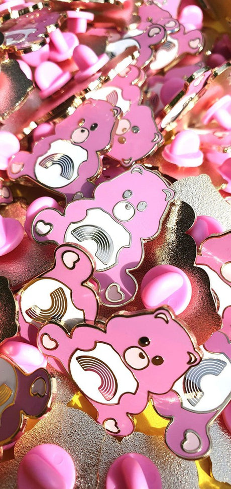 Pin Care Bear pink sending rainbows-Studio Inktvis-Studio Inktvis