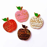 Pin I am a Teacher rood-Studio Inktvis-Studio Inktvis