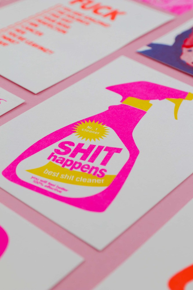 Riso print Shit happens-Ansichtkaarten-Fun Riso-Studio Inktvis